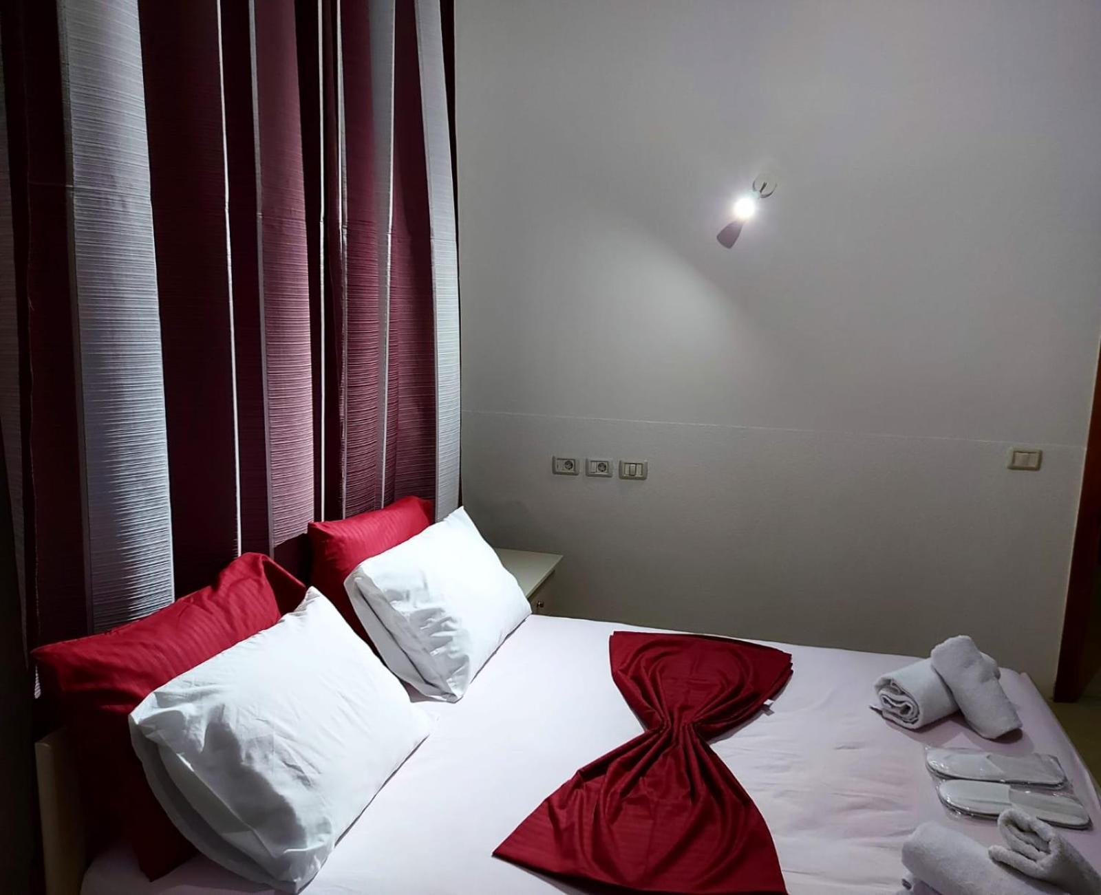Vila Stupende Apartment Sarande Room photo