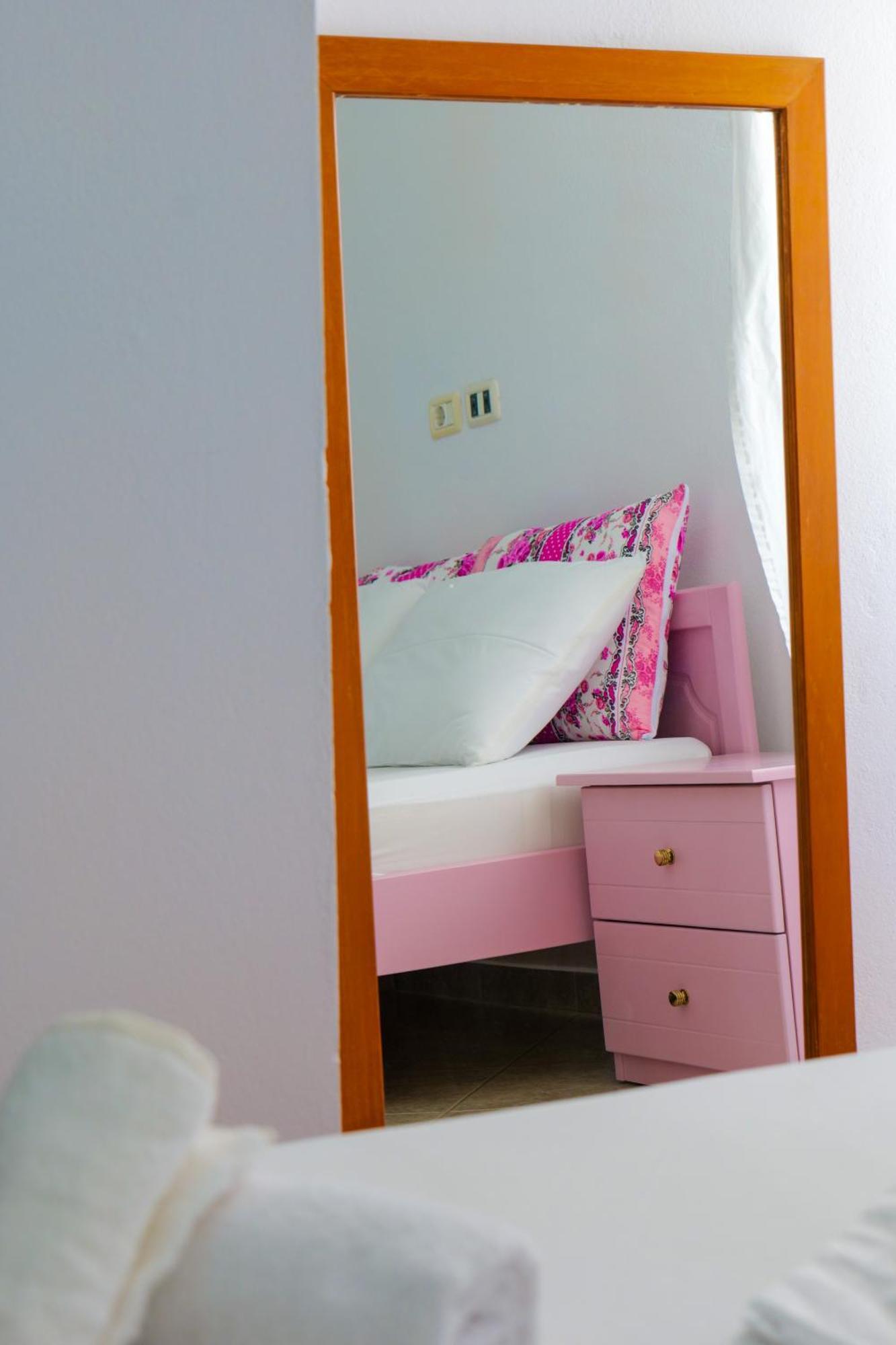 Vila Stupende Apartment Sarande Room photo
