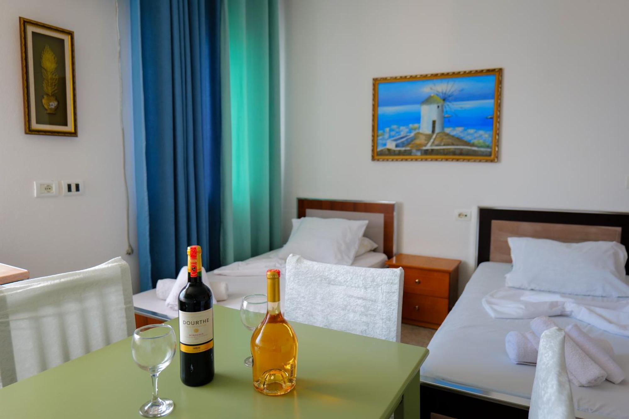 Vila Stupende Apartment Sarande Room photo